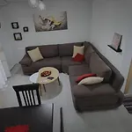 Eglent's Tourist House 3* סרנדה