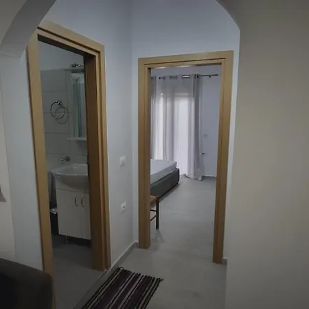 Casa de hóspedes Eglent's Tourist House Sarandë