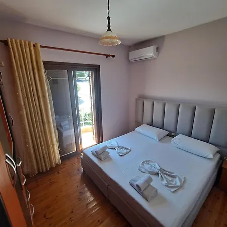 Eglent's Tourist House Casa de hóspedes Sarandë