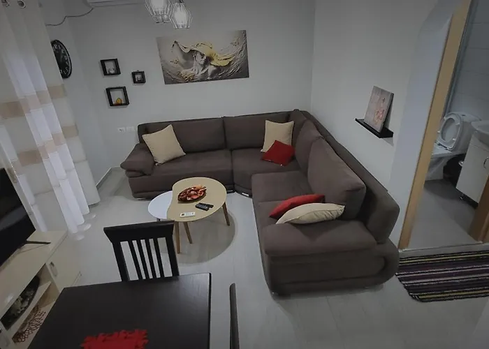 Eglent's Tourist House 3* Sarandë