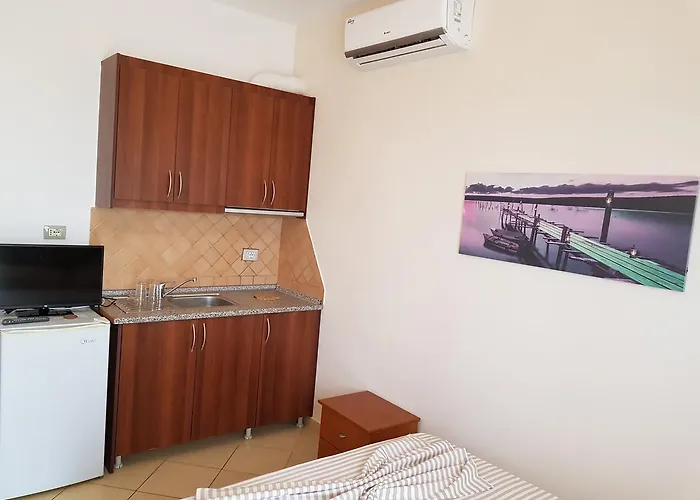 Eglent's Tourist House Sarandë
