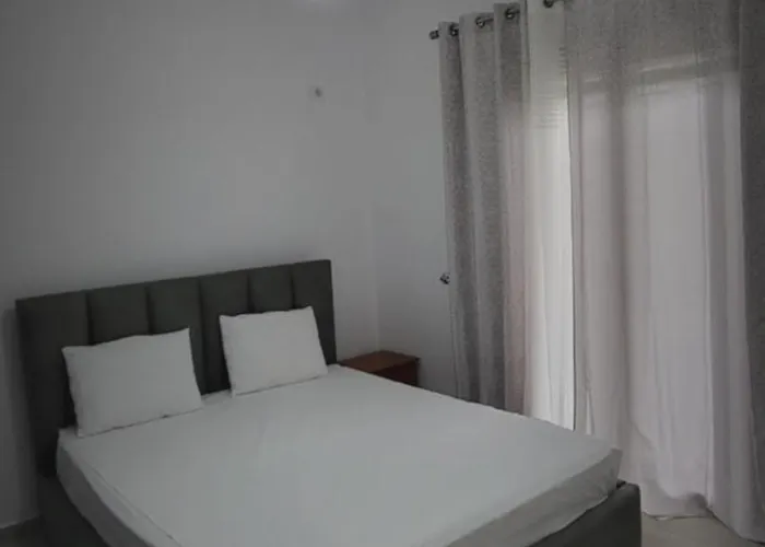 Eglent's Tourist House Sarandë