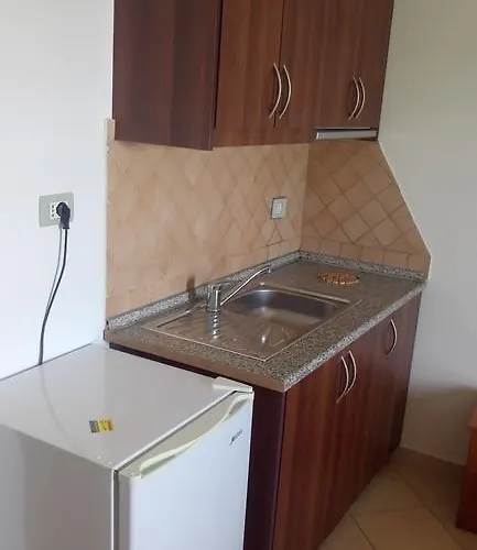Eglent's Tourist House Sarandë